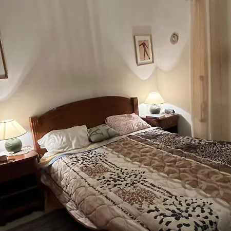 Casa Da Buganvilia Vermelha - Iberlagos Com Vista De Mar E Acesso Direto A Praia Apartment
